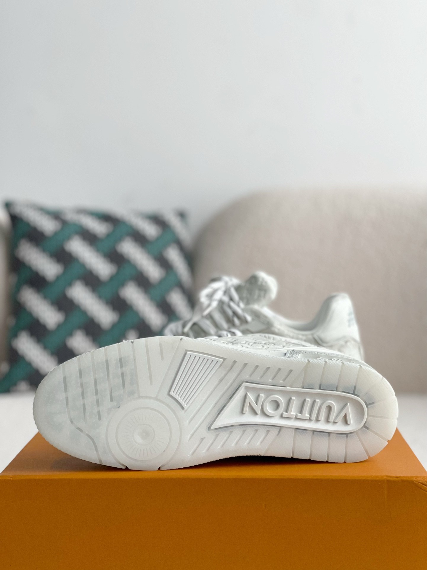 「#2417」 LOUIS VUITTON TRAINER SNEAKERS - 图片 5