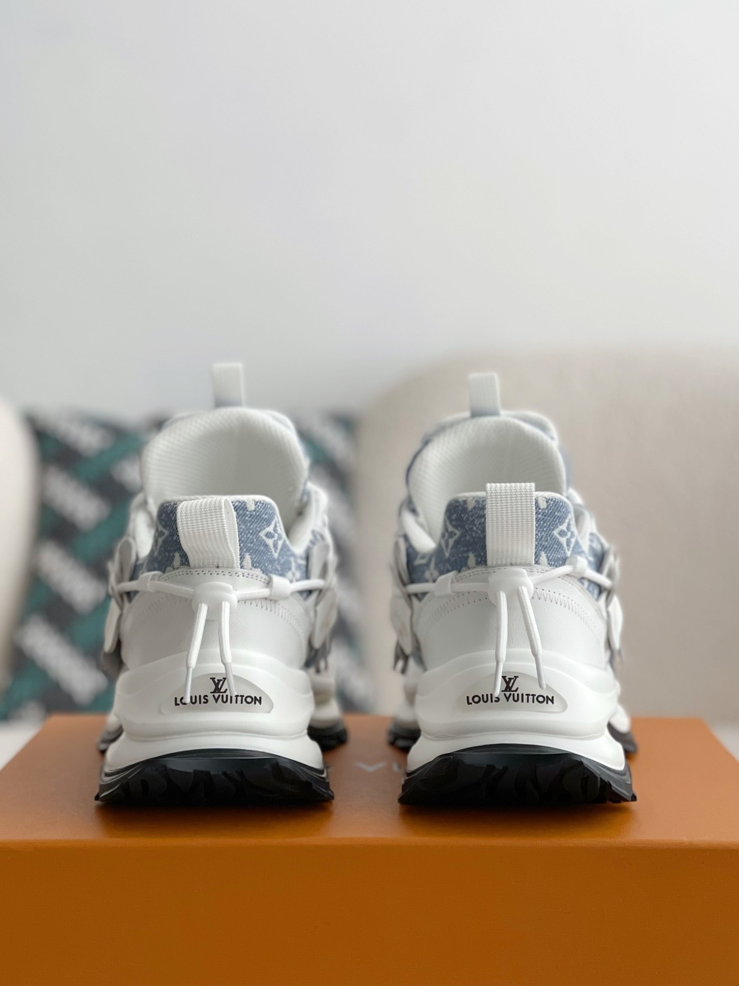 「#2522」LOUIS VUITTON CASUAL SNEAKERS - 图片 3