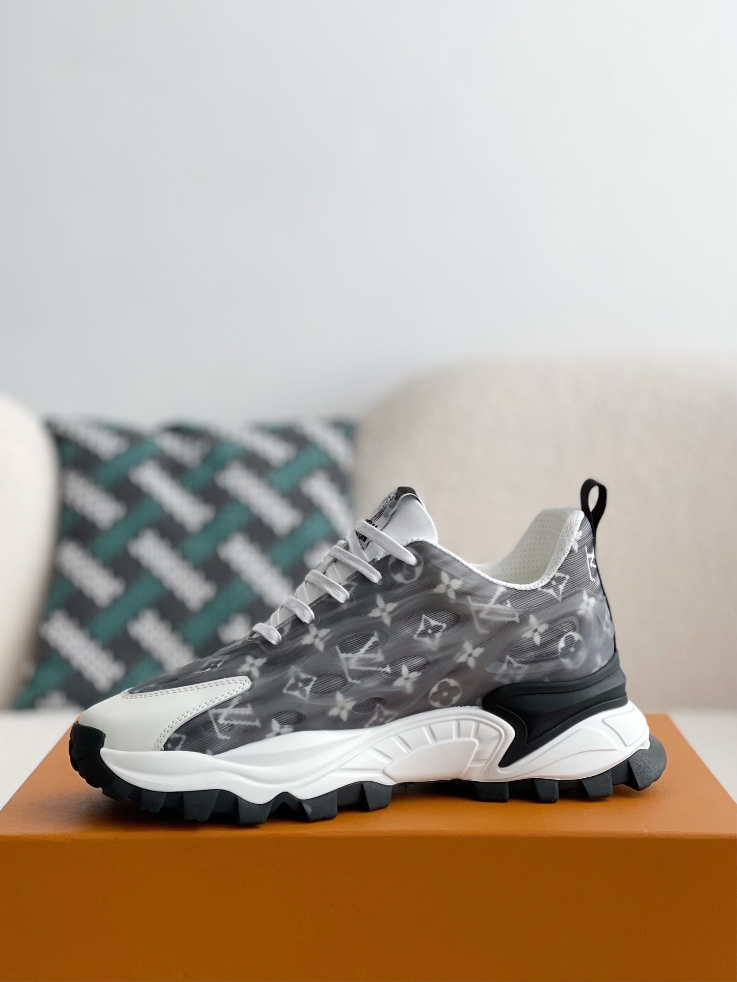 「#2524」LOUIS VUITTON CASUAL SNEAKERS - 图片 4