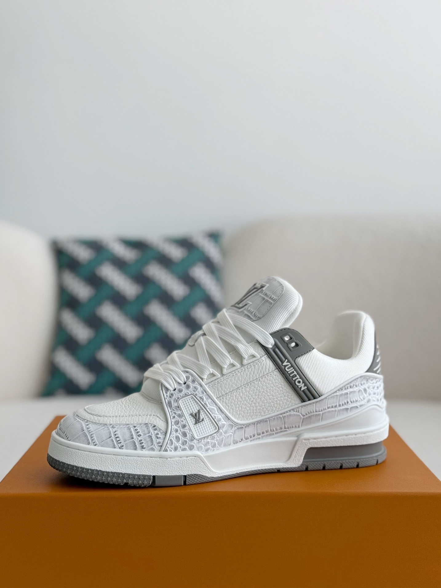 「#2530」LOUIS VUITTON SNEAKERS - 图片 4