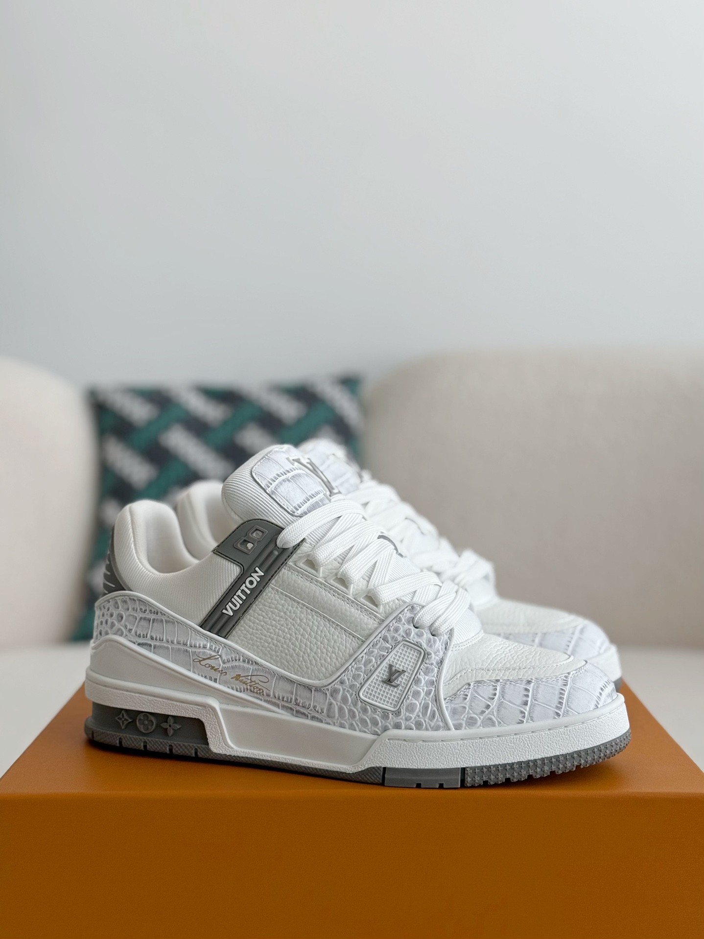 「#2530」LOUIS VUITTON SNEAKERS - 图片 2