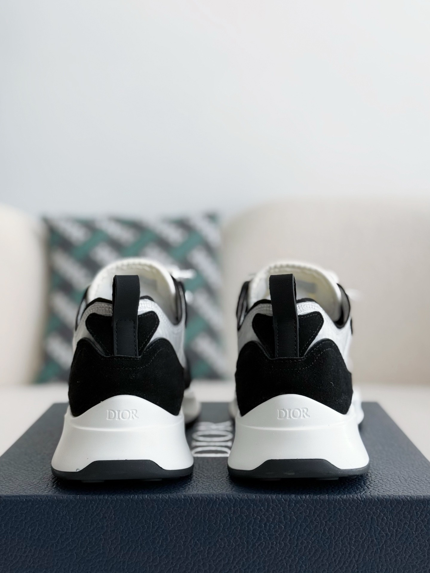 「#2546」Dior B25 Sneakers - 图片 3