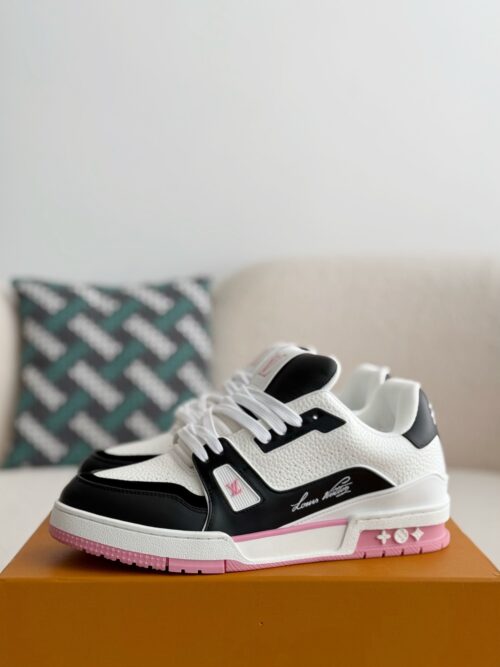 「#2560」LOUIS VUITTON TRAINER SNEAKERS