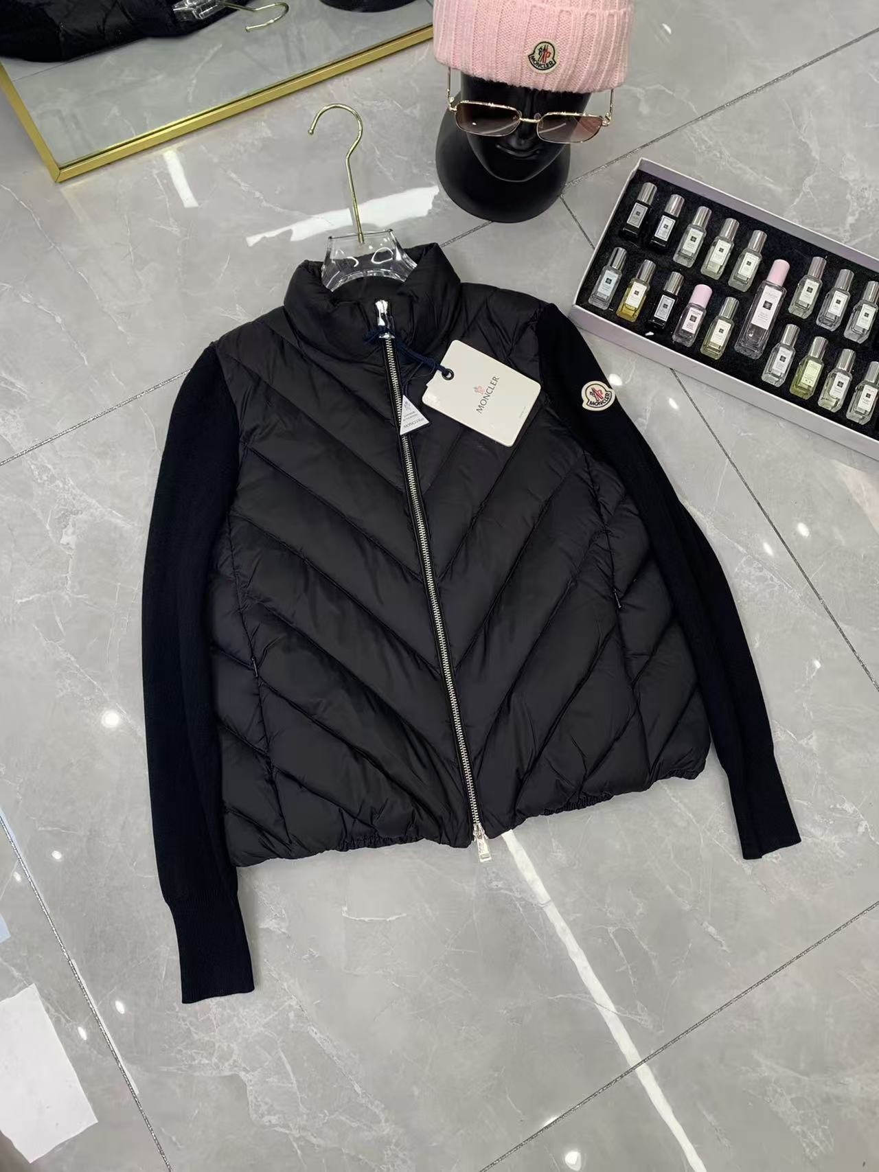 「#2708」Moncler new women's V-pattern stitching knitted sleeves stand collar down jacket - 图片 4