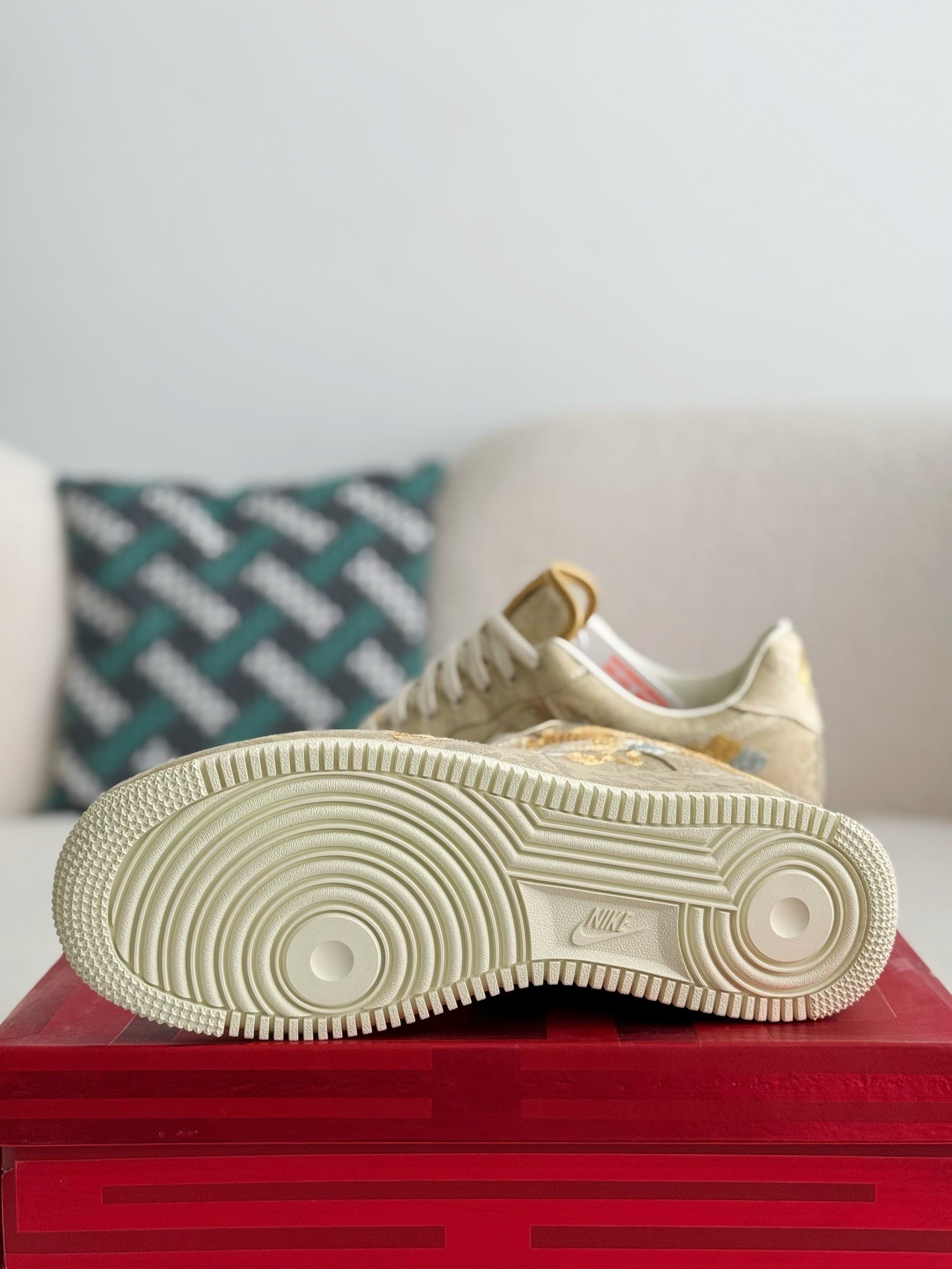 「#2724」Nike Air FORCE 1 Dragon and Phoenix Present Good Omens Sneakers - 图片 5