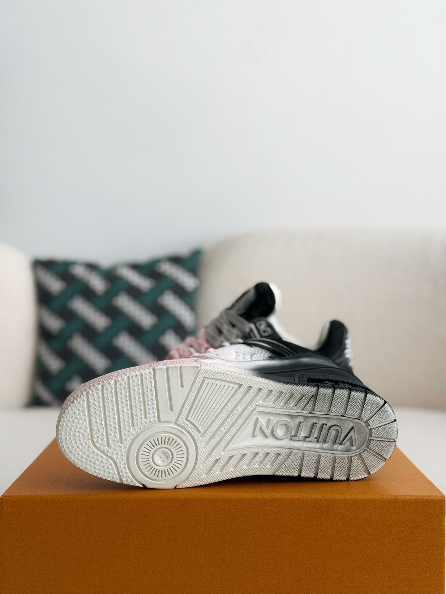 「#2734」 LOUIS VUITTON TRAINER SNEAKERS - 图片 5