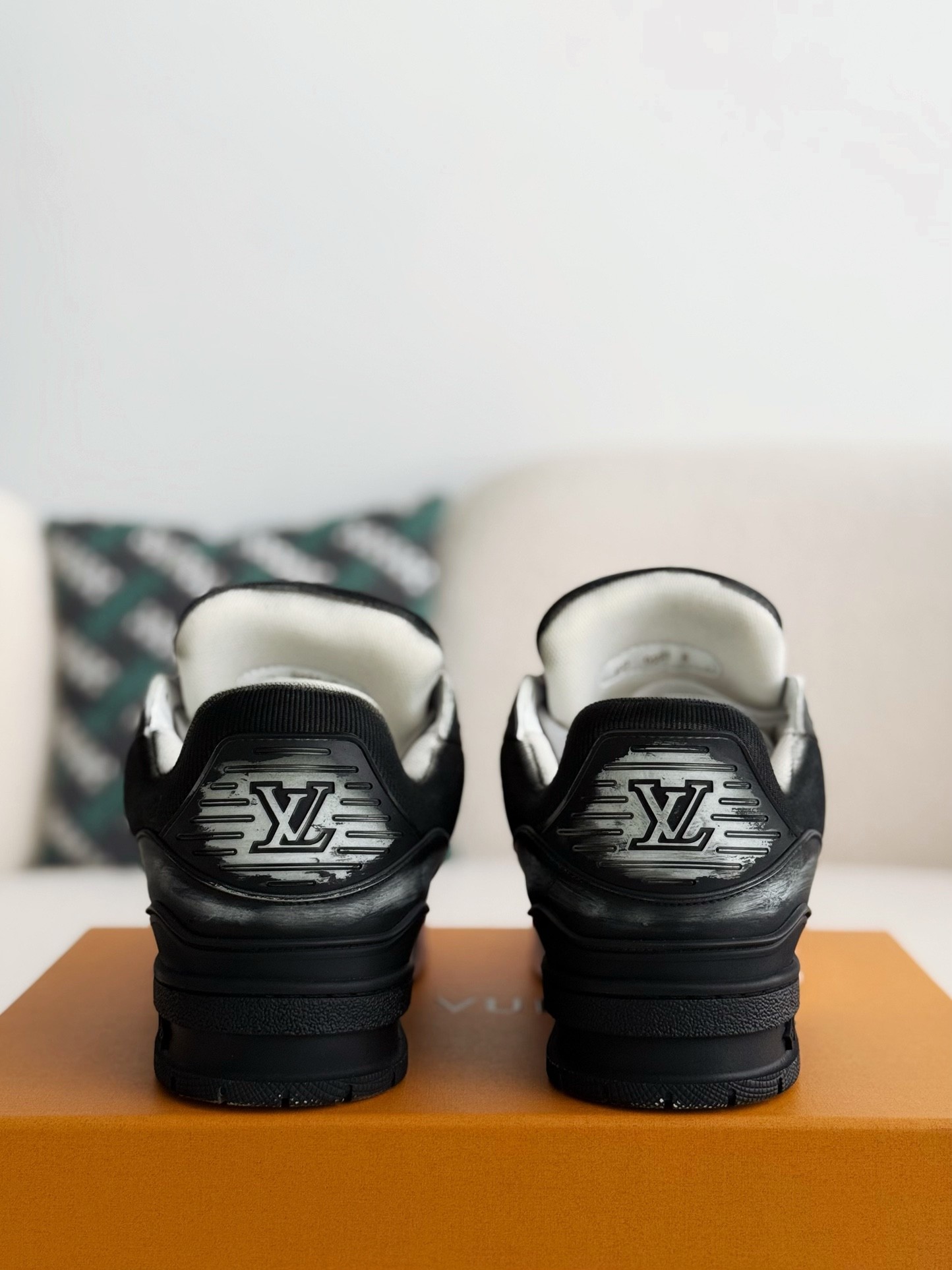 「#2734」 LOUIS VUITTON TRAINER SNEAKERS - 图片 3