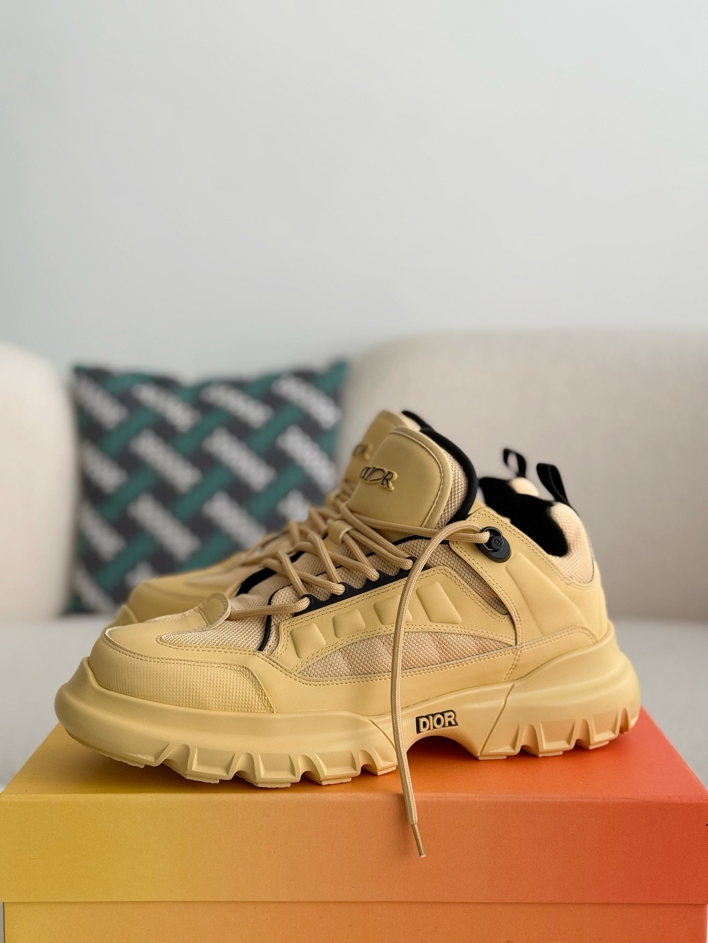 「#2741」DIOR AND LEWIS HAMIL TON SNEAKER