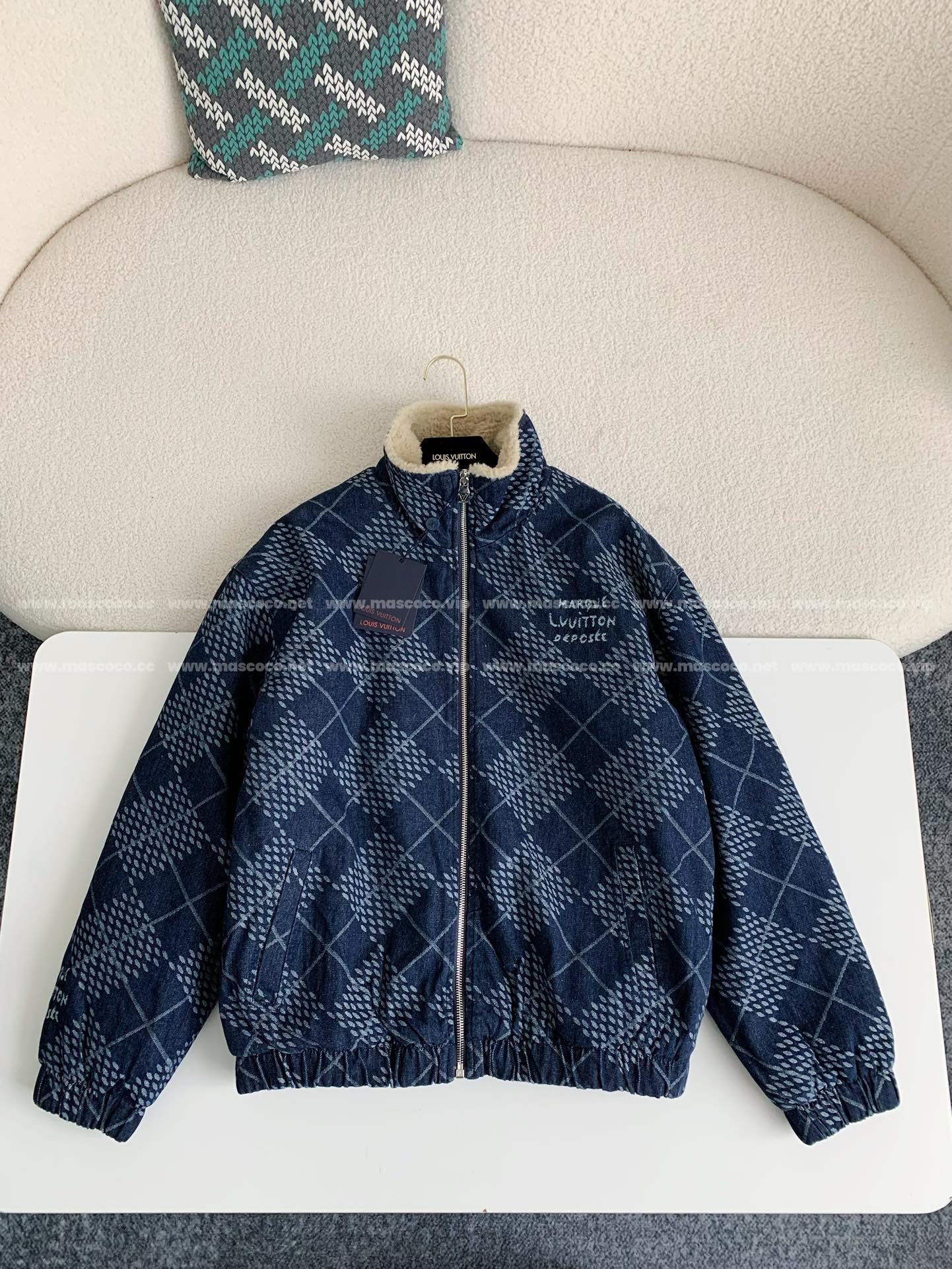 「#2811」Louis Vuitton SS25 Pre-Spring collection, Logo letter stripe jacket