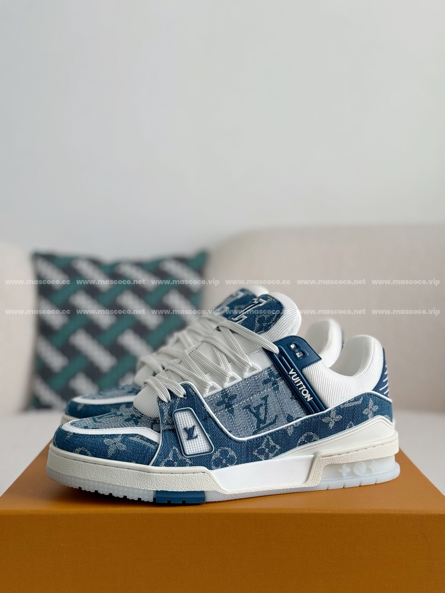 「#2948」LOUIS VUITTON TRAINER SNEAKERS