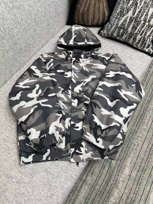 「#2994」Balenciaga 24fw camouflage ski limited series ski suit jacket