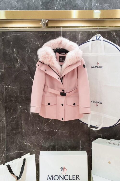 「#3016」Moncler's latest celac waist down ski jacket