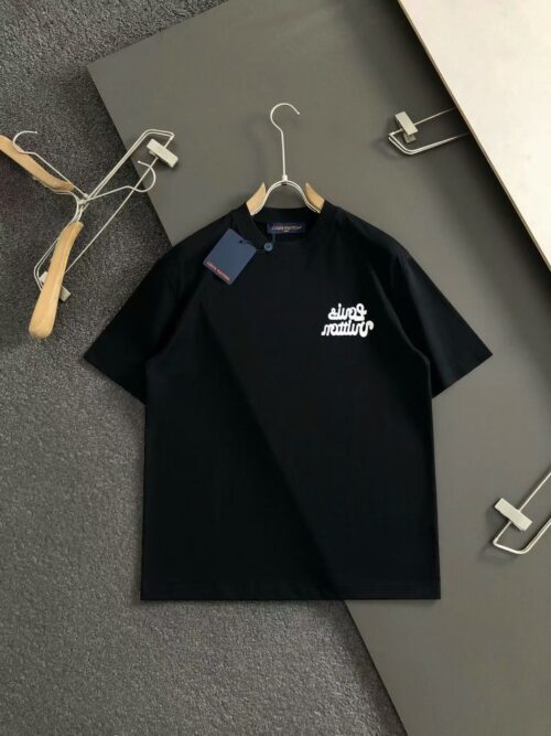 「#3087」Louis Vuitton Spring/Summer Black Letters Front and Back Echo Letters Offset Printed T-shirt