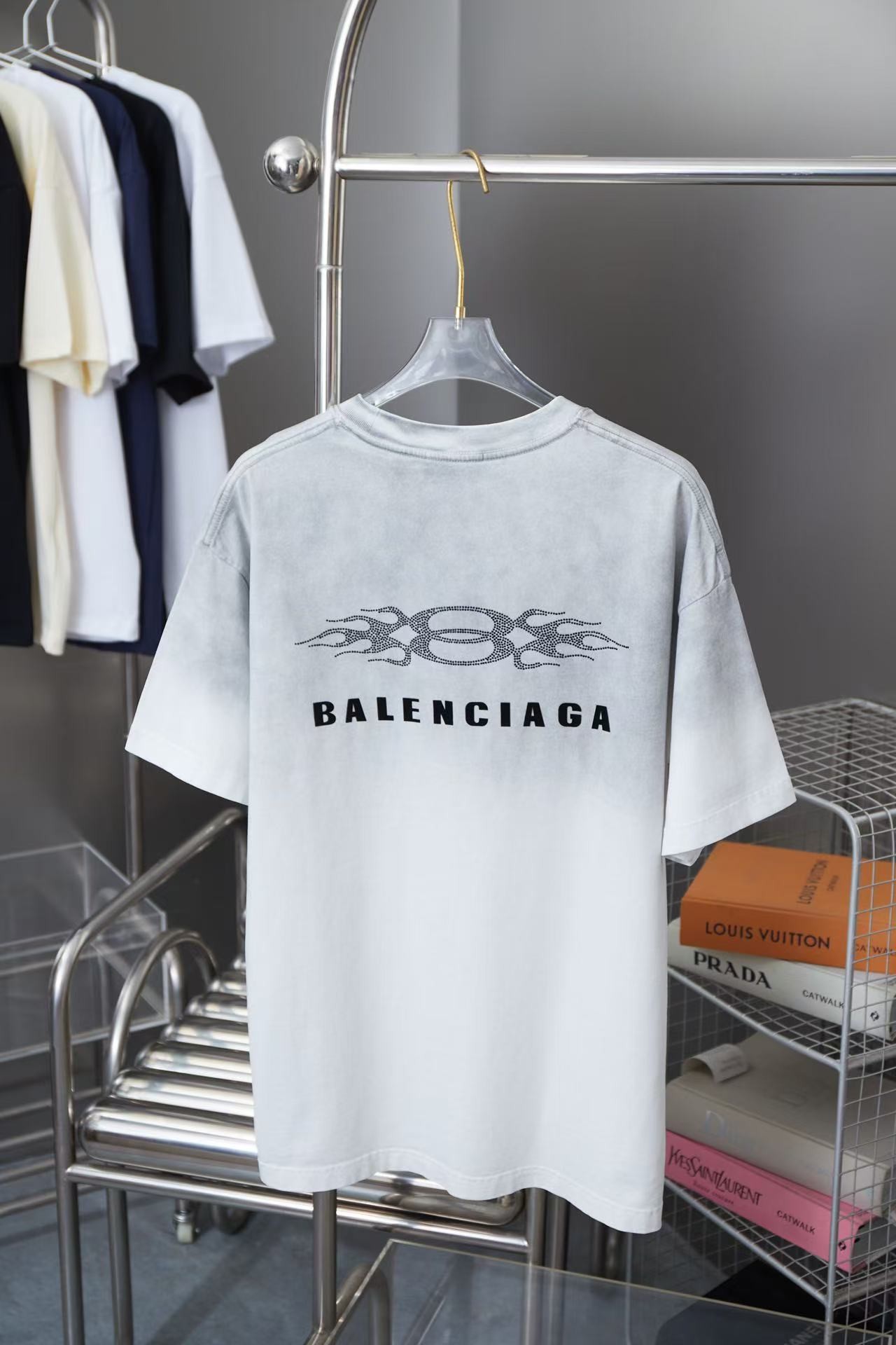 「#3103」Balenciaga Spring/Summer New Flame Hot Diamond T-shirt - 图片 4