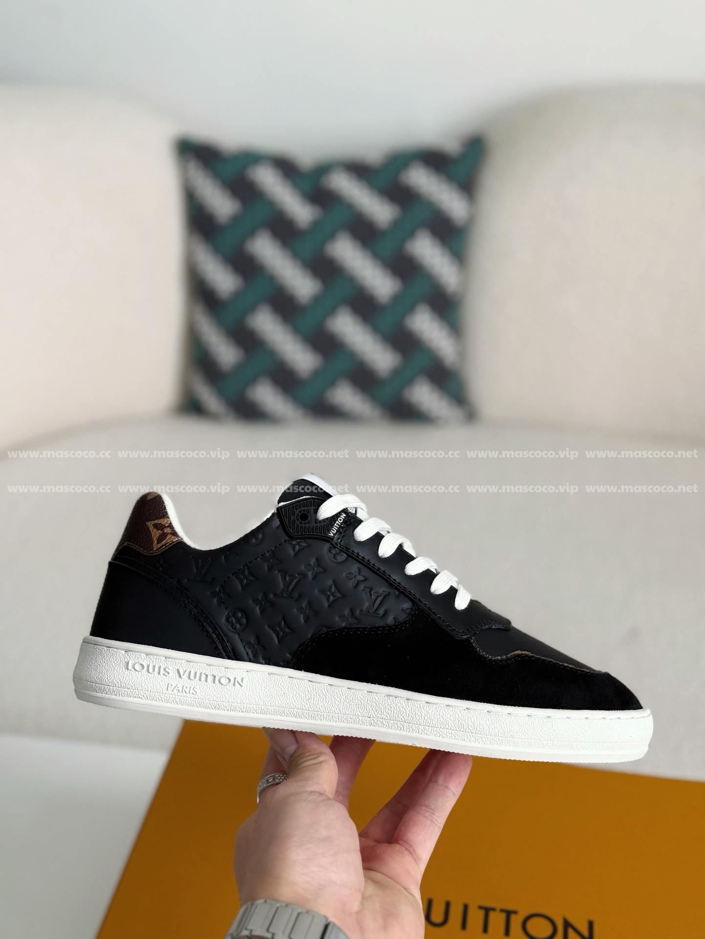 「#3138」Louis Vuitton Leather dark concave printed board shoes - 图片 6