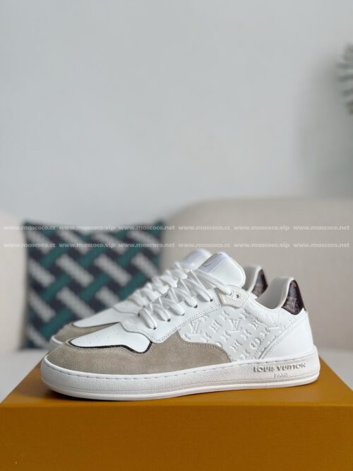 「#3139」Louis Vuitton Leather dark concave printed board shoes