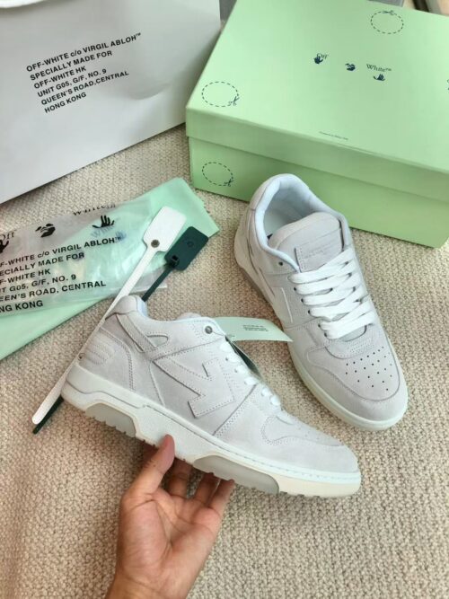 「#3253」Off-White Arrow-Pattern Brushed Leather Sneakers