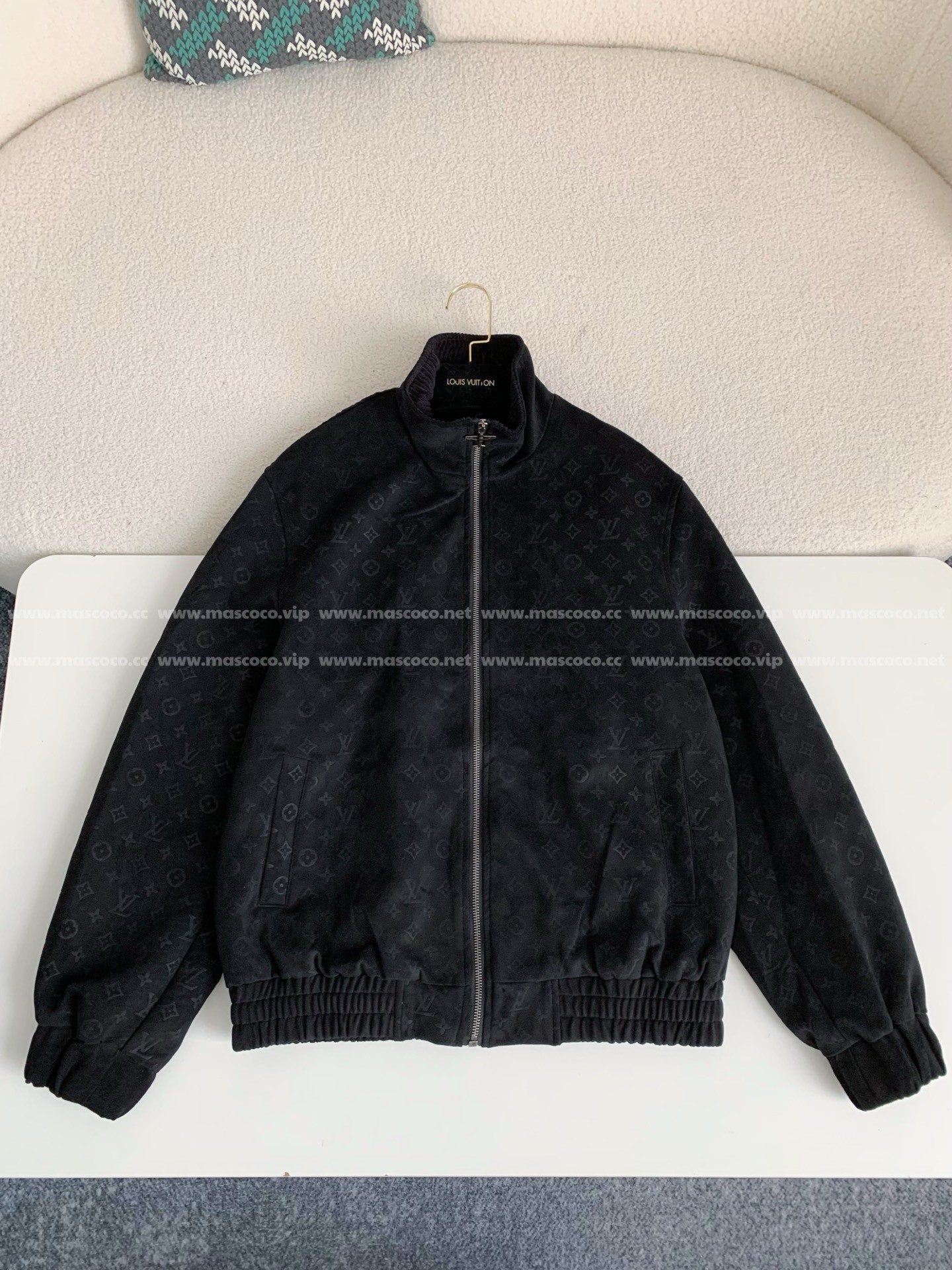 「#3379」Louis Vuitton ss25 Spring And Summer Series Embossed Suede Jacket