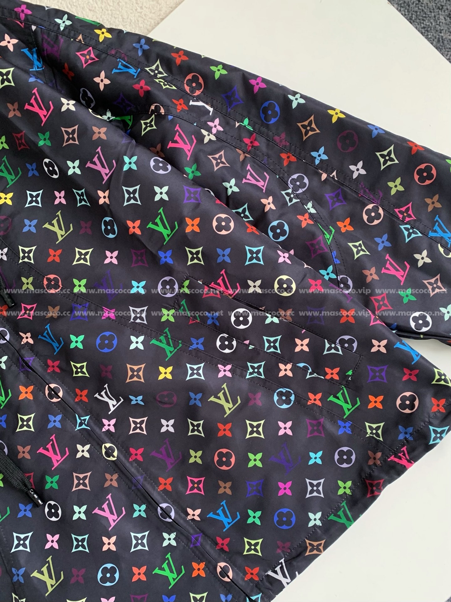 「#3399」Louis Vuitton Full Logo Print Jackets - 图片 4