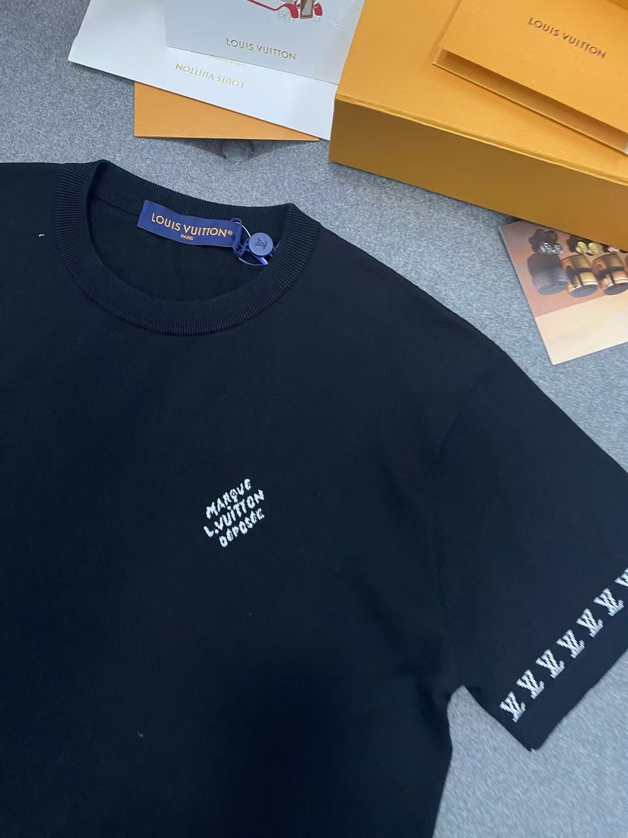 「#3448」LV Sleeve Logo Short Sleeve - 图片 2