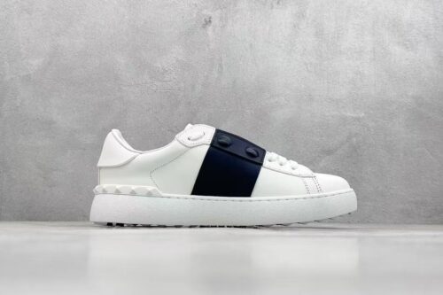 「#3635」Valentino One Stud Sneakers