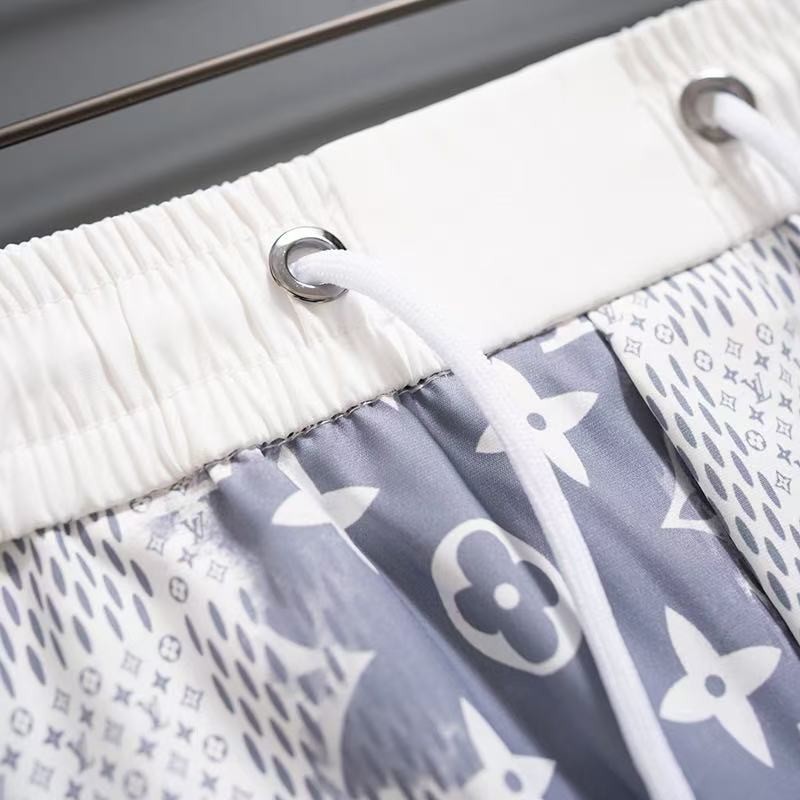 「#3904」LV 2025 new top-grade quick-drying fabric beach swimming shorts - 图片 3
