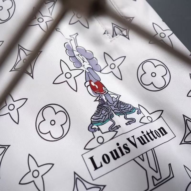 「#3907」LV 2025 new top-grade quick-drying fabric beach swimming shorts - 图片 3