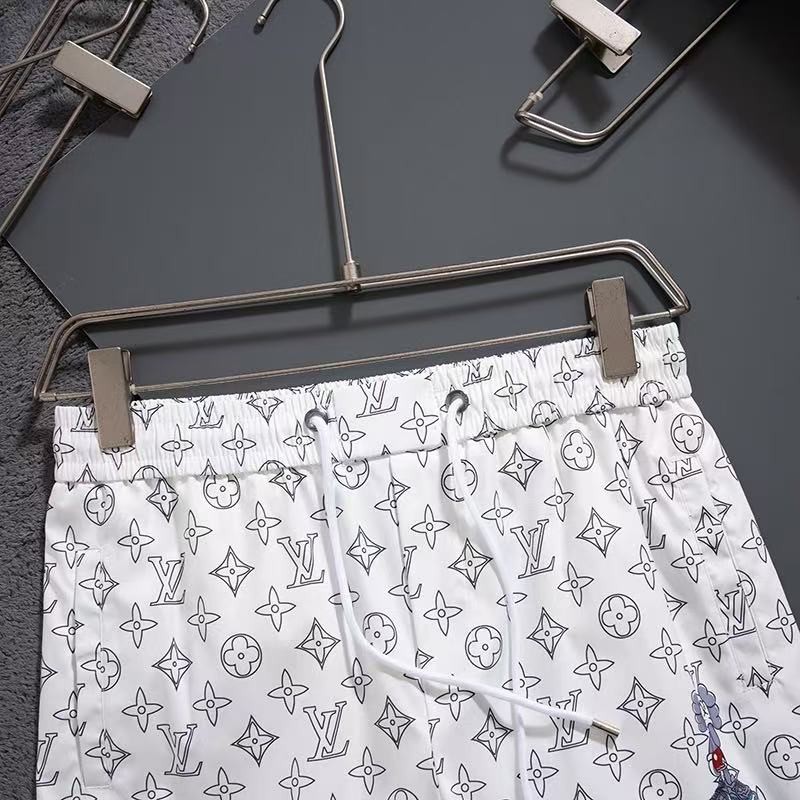 「#3907」LV 2025 new top-grade quick-drying fabric beach swimming shorts - 图片 2