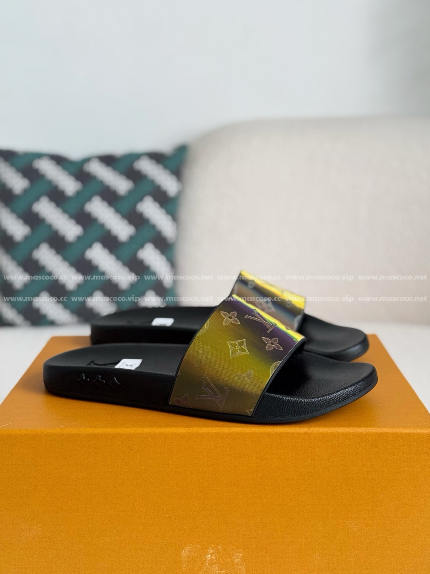 「#3932」LOUIS VUITTON SLIPPERS - 图片 2