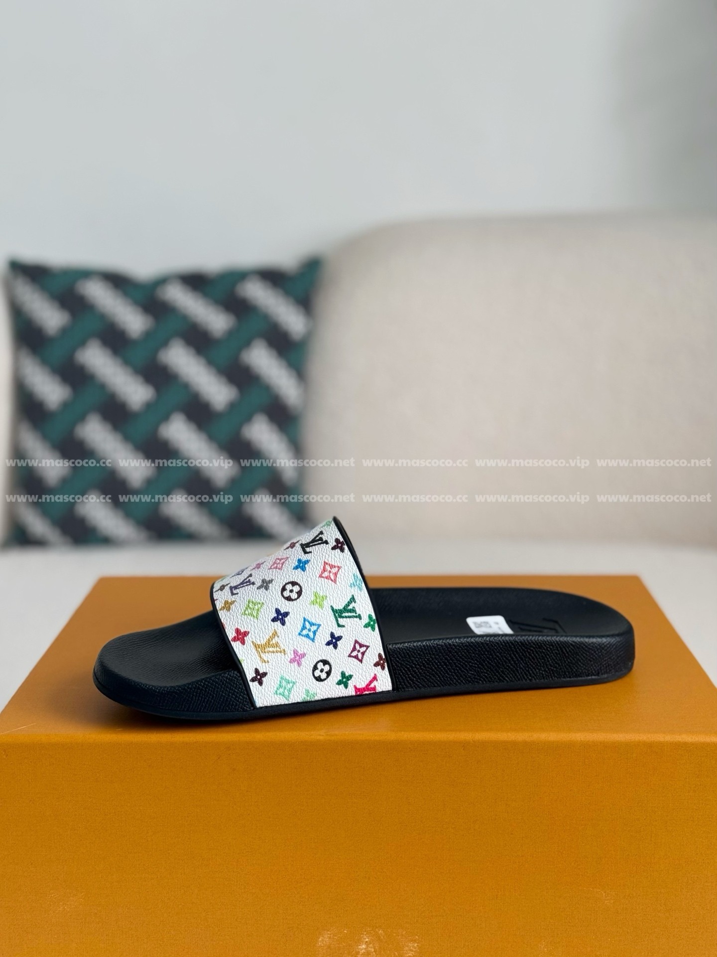 「#3935」LOUIS VUITTON SLIPPERS - 图片 4