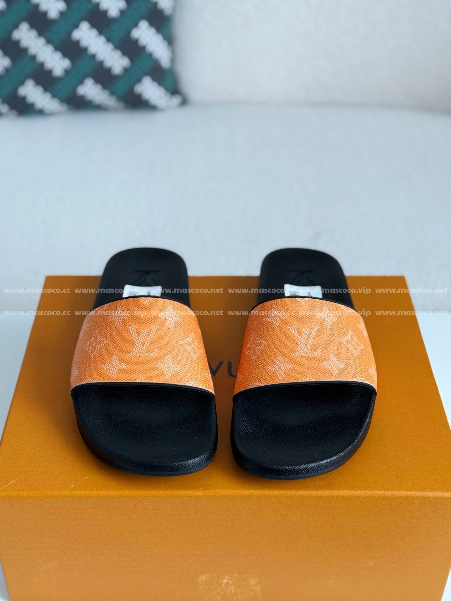 「#3939」LOUIS VUITTON SLIPPERS - 图片 3