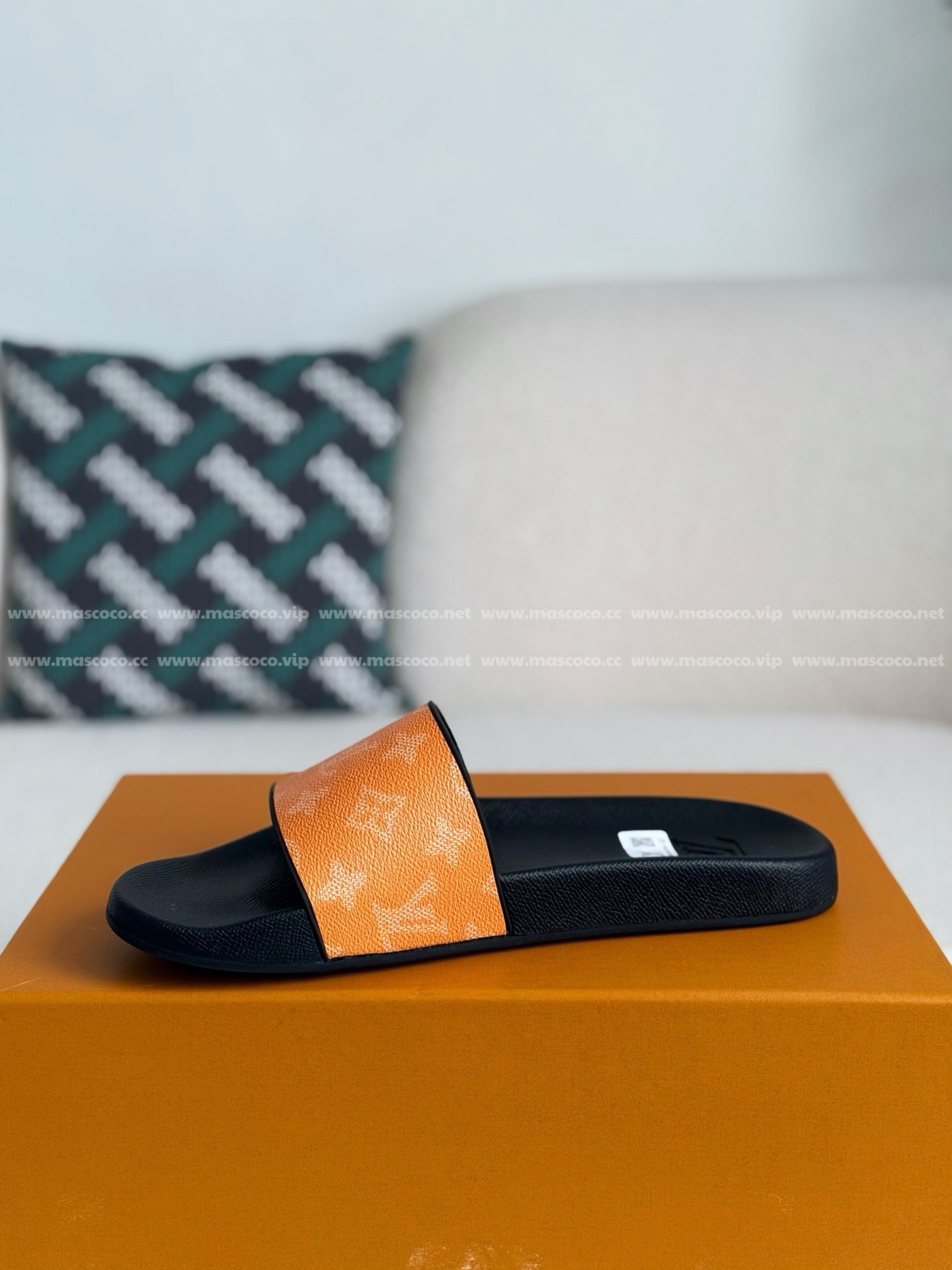 「#3939」LOUIS VUITTON SLIPPERS - 图片 4