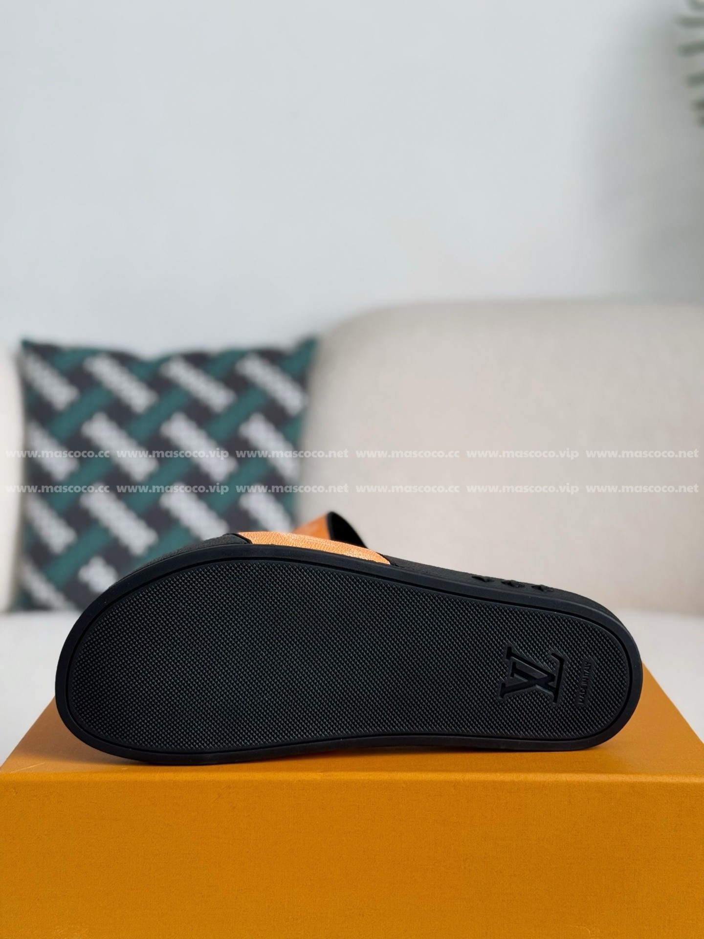 「#3939」LOUIS VUITTON SLIPPERS - 图片 5