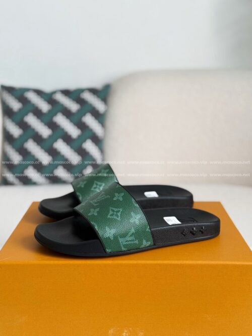 「#3942」LOUIS VUITTON SLIPPERS