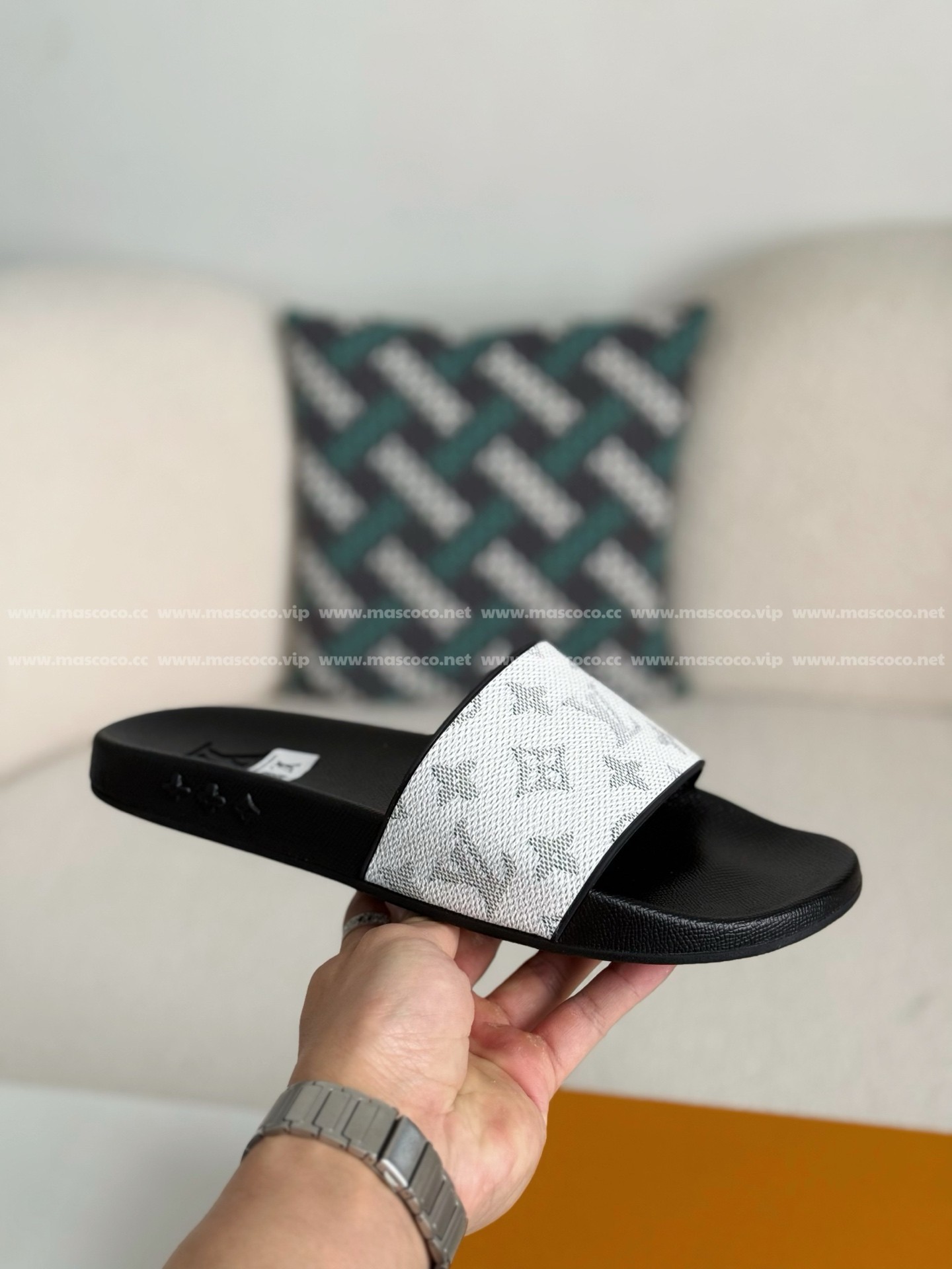 「#3946」LOUIS VUITTON SLIPPERS - 图片 6