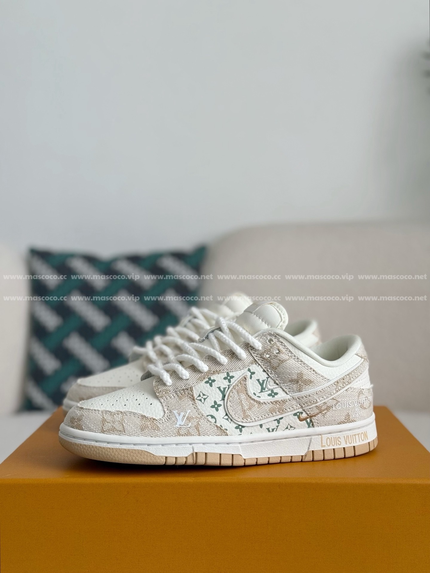 「#4018」LOUIS VUITTON x Nike Dunk Casual Sneakers