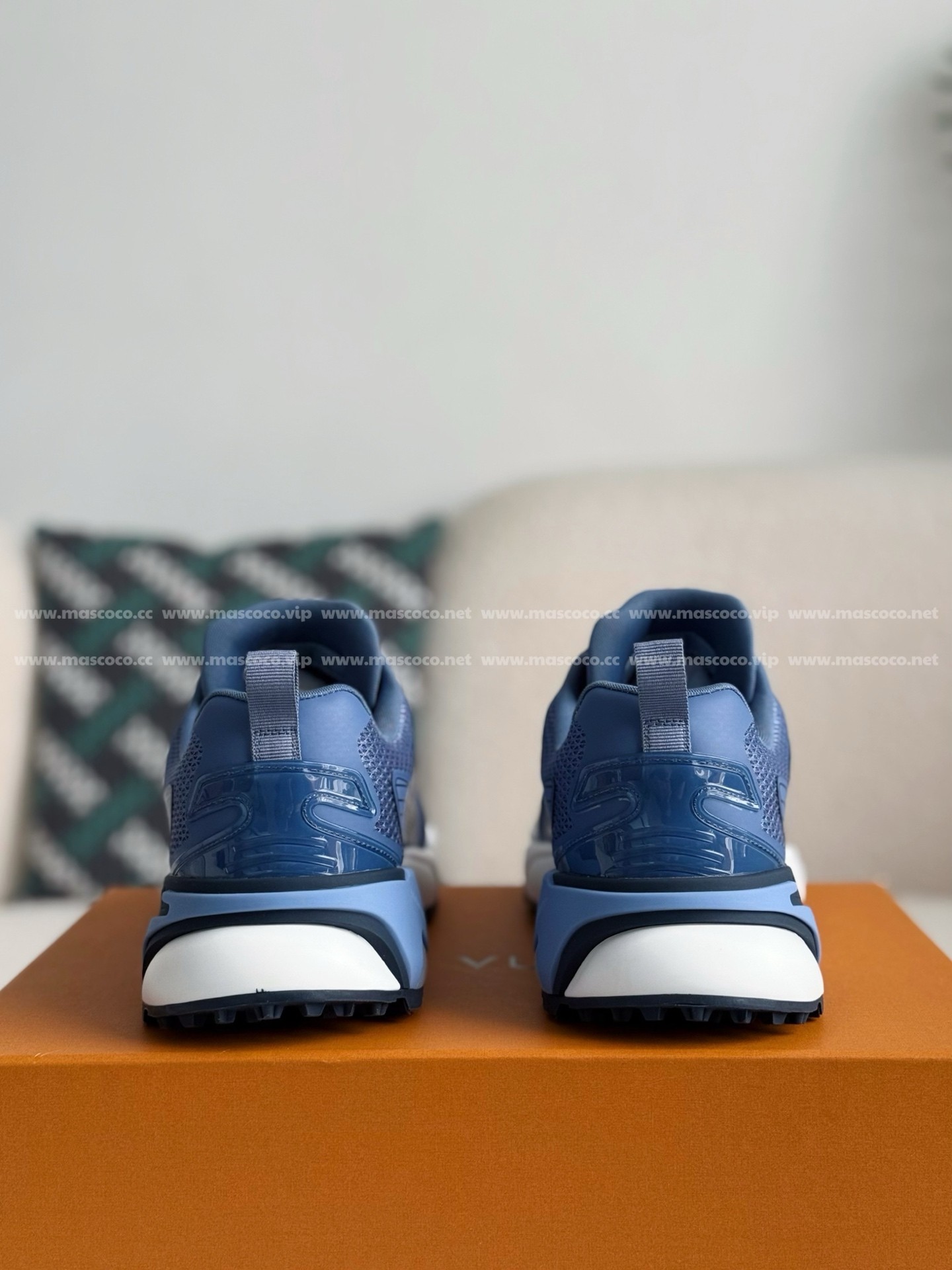 「#4045」LOUIS VUITTON RUNNER TATIC CASUAL SHOES - 图片 3