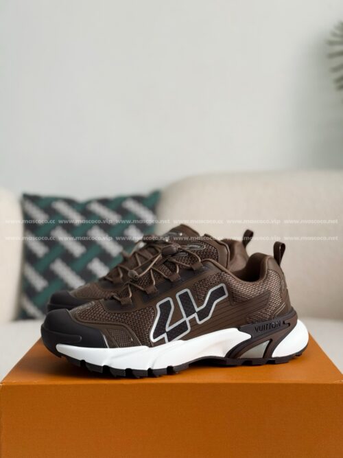 「#4046」LOUIS VUITTON RUNNER TATIC CASUAL SHOES