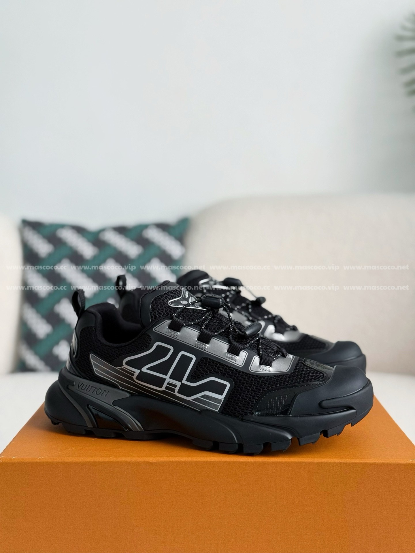 「#4047」LOUIS VUITTON RUNNER TATIC CASUAL SHOES - 图片 2