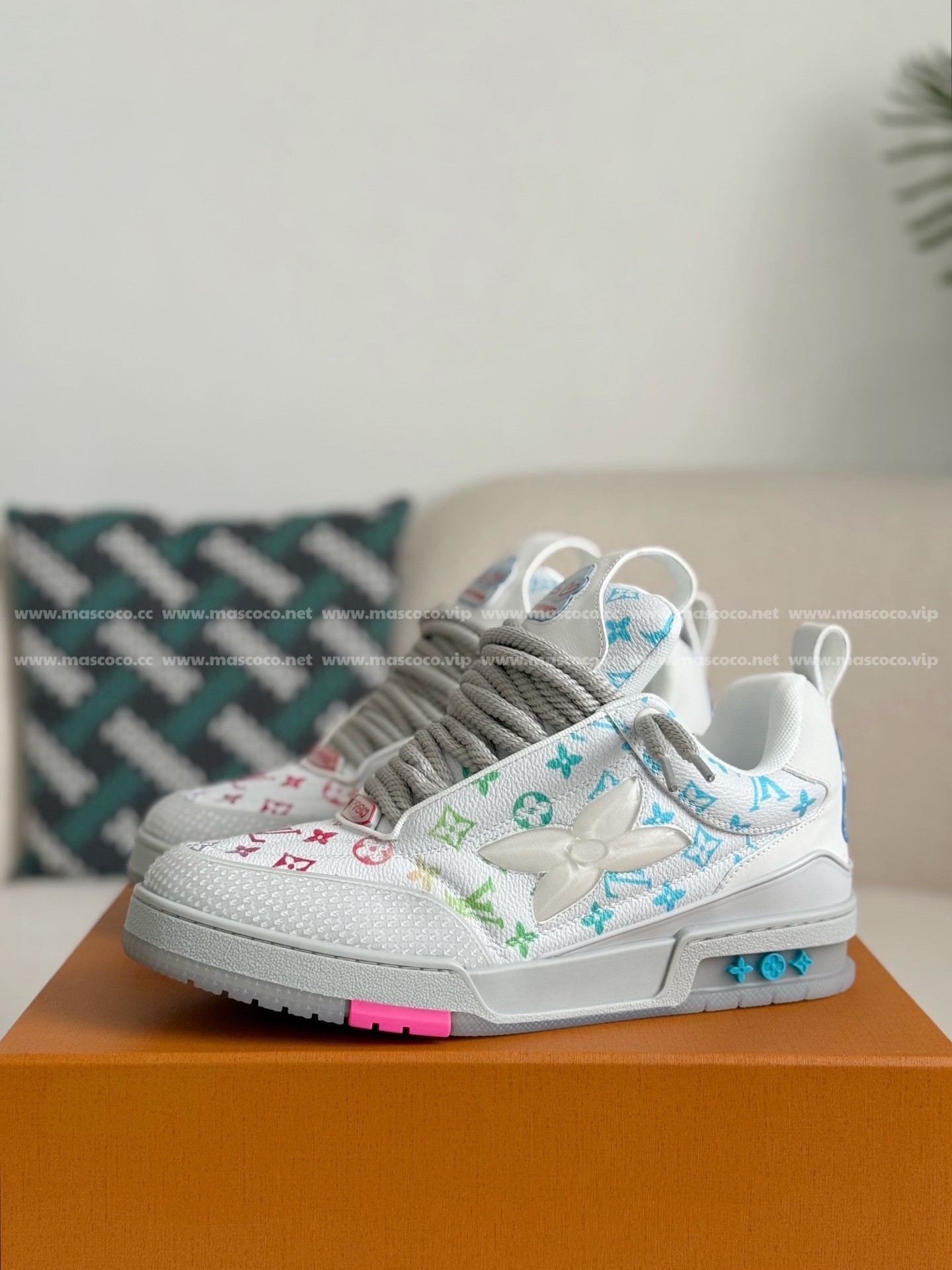 「#4104」LOUIS VUITTON SKATE SNEAKERS