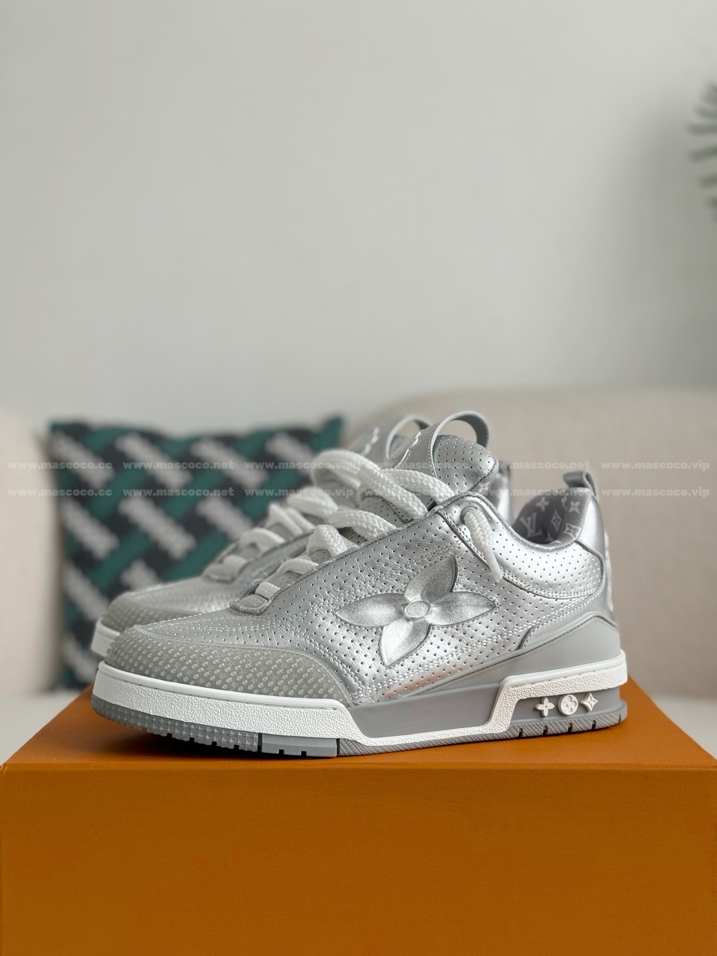 「#4477」LOUIS VUITTON SKATE SNEAKERS
