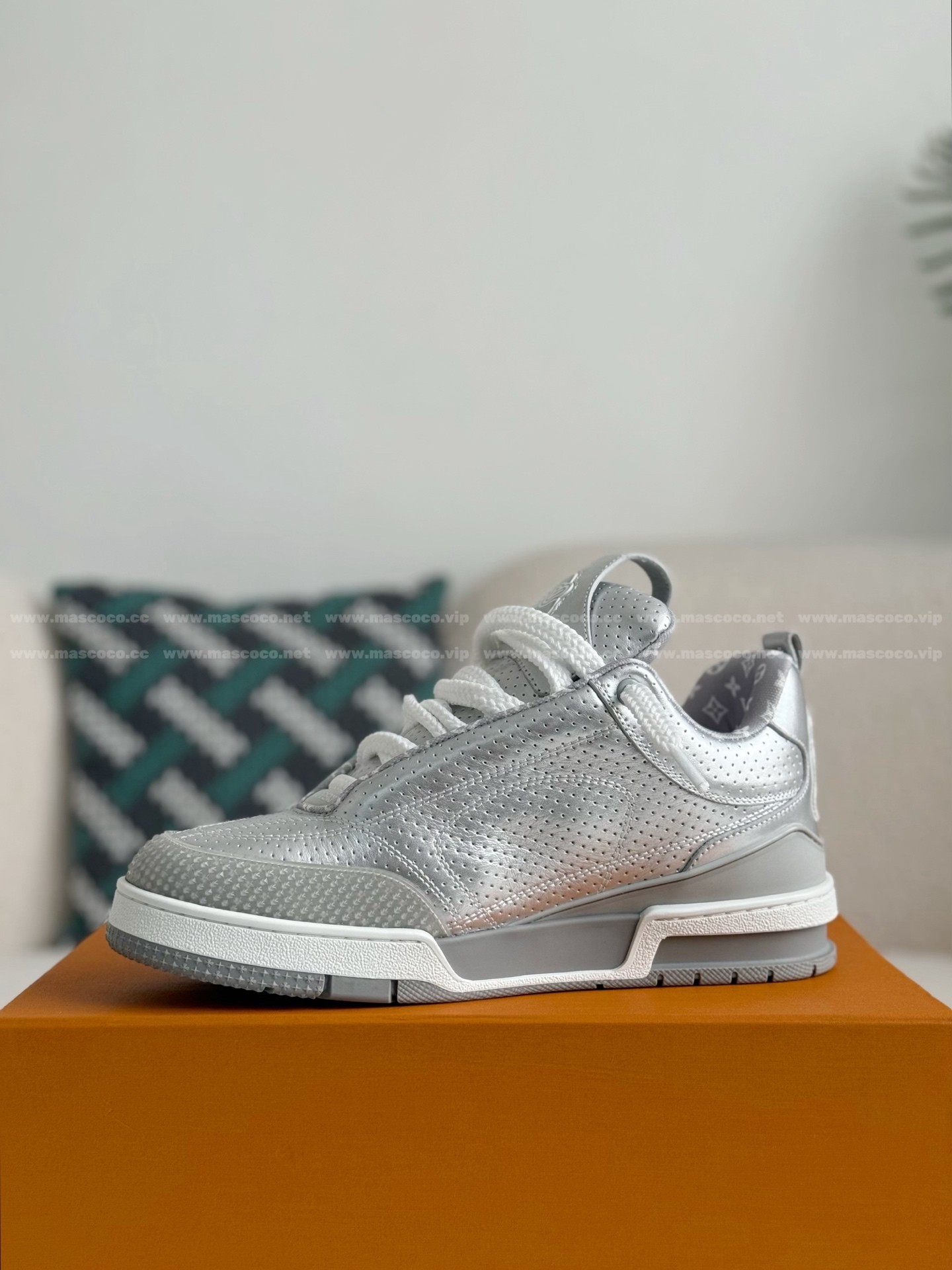 「#4477」LOUIS VUITTON SKATE SNEAKERS - 图片 4