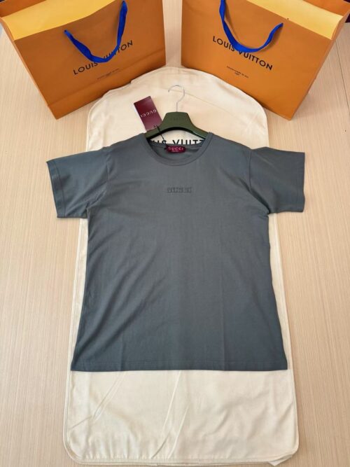 「#4487」GUCCI patch embroidered small logo short sleeves
