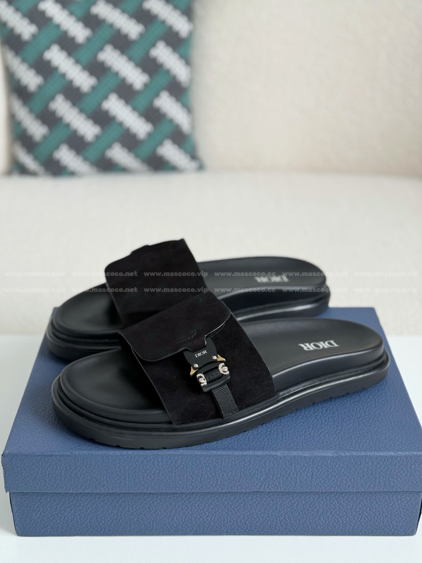 「#4521」Dior Aqua Faux Suede Slippers