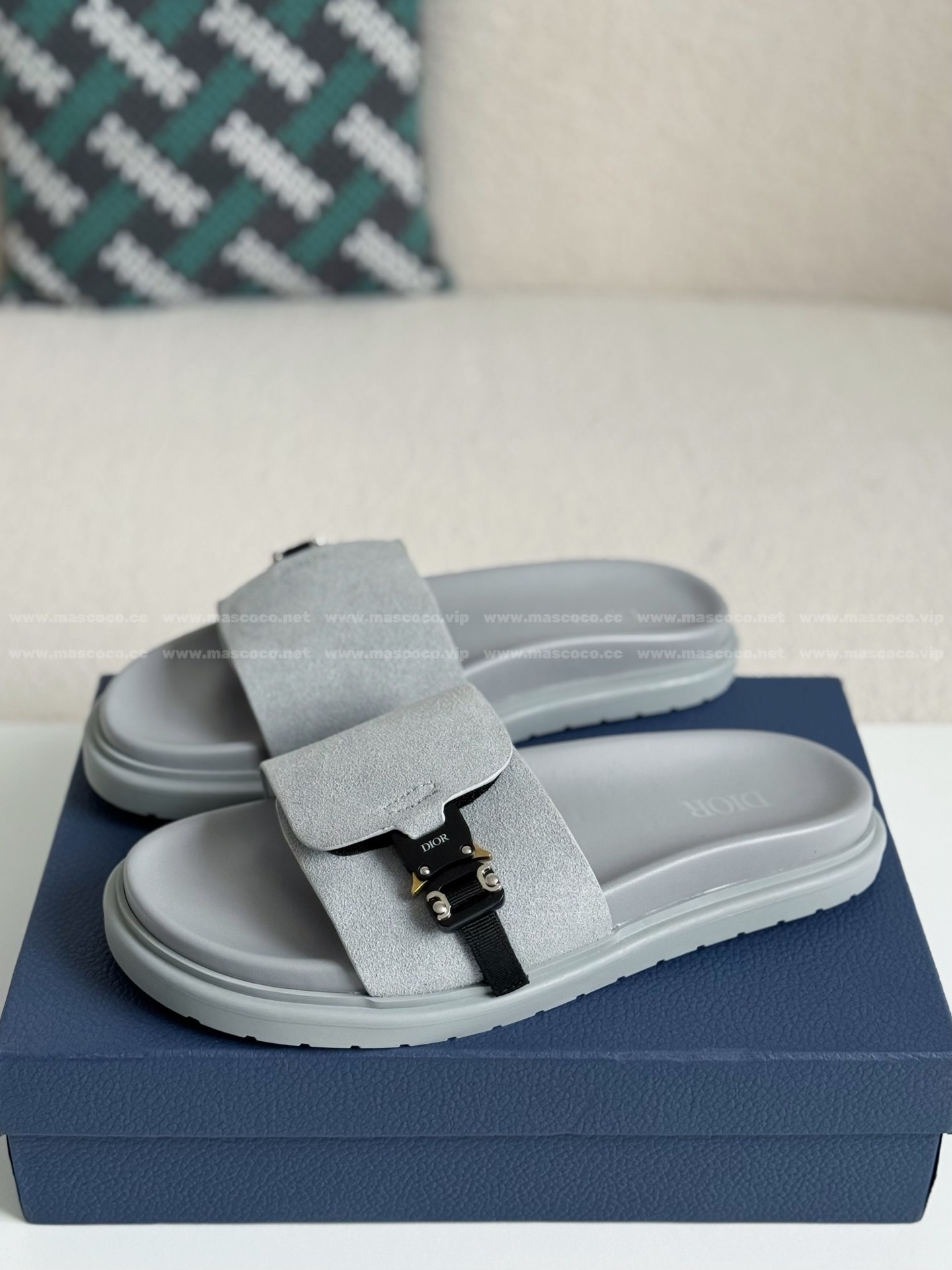 「#4523」Dior Aqua Faux Suede Slippers