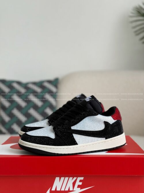 「#4538」Jordan 1 Hand-Set Rhinestones Low Sneakers