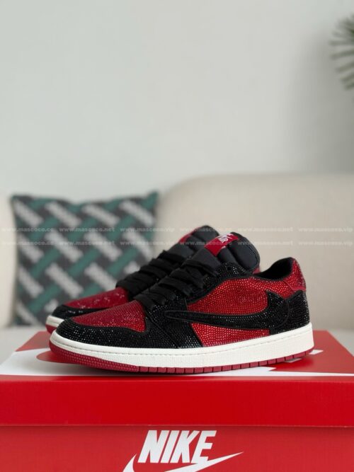 「#4544」Jordan 1 Hand-Set Rhinestones Low Sneakers