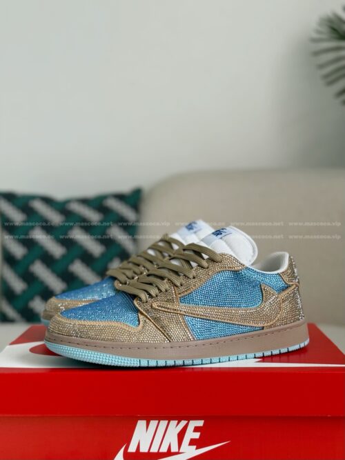 「#4548」Jordan 1 Hand-Set Rhinestones Low Sneakers