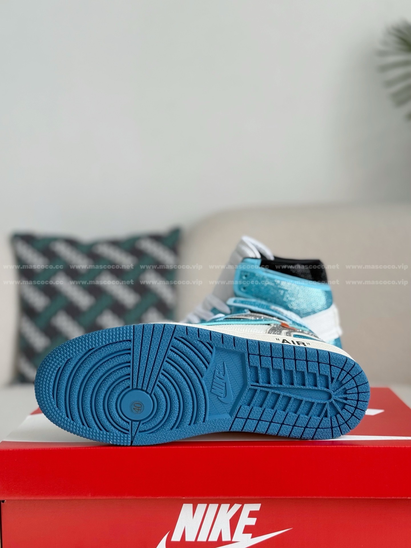 「#4551」Jordan 1 Off-white Hand-Set Rhinestones High Sneakers - 图片 5
