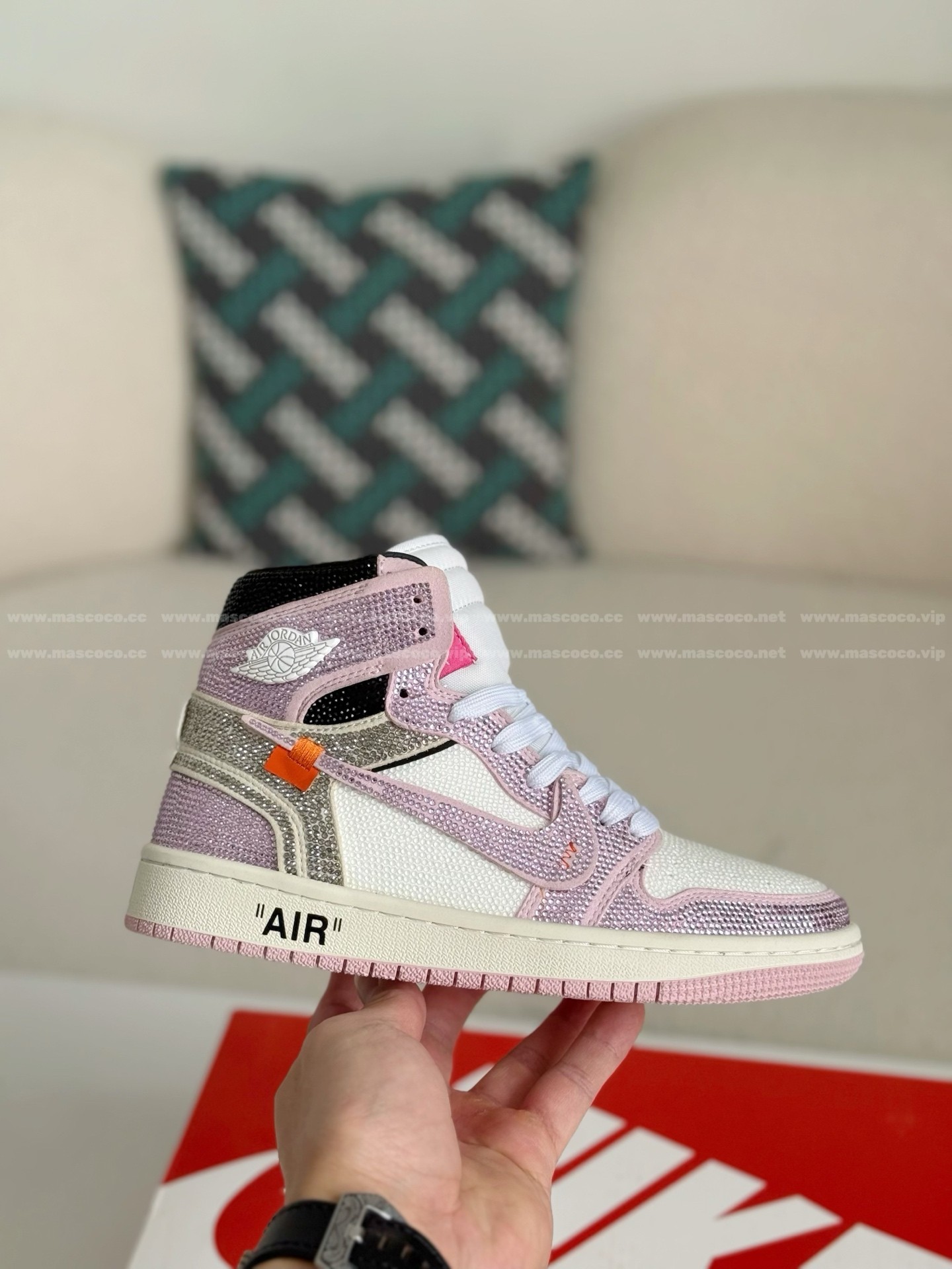 「#4553」Jordan 1 Off-white Hand-Set Rhinestones High Sneakers - 图片 6